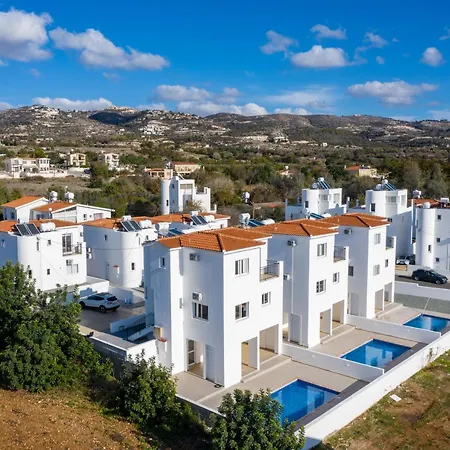Private 3 Bedroom Villa With Mountain View In Picturesque Village Outside Paphos Willa